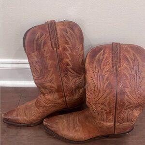 Lucchese Savannah Cowboy Boots
